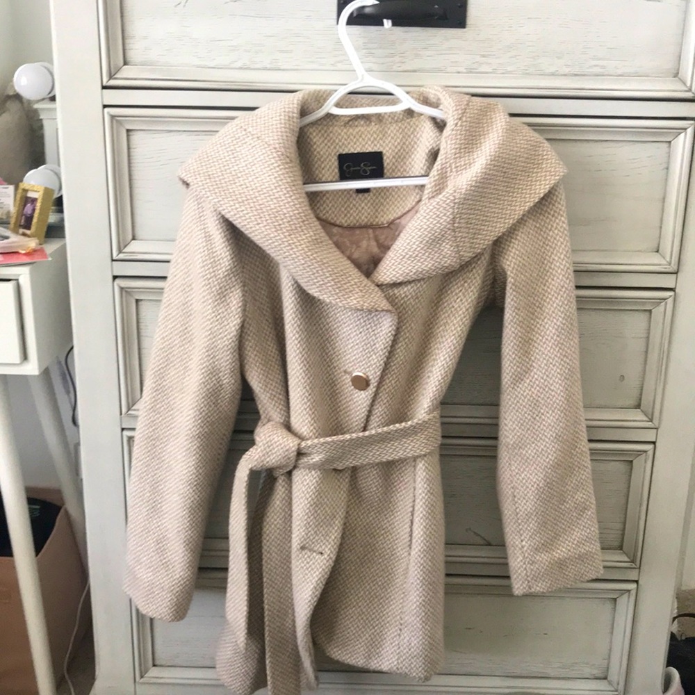 Size Small Jessica Simpson jacket.